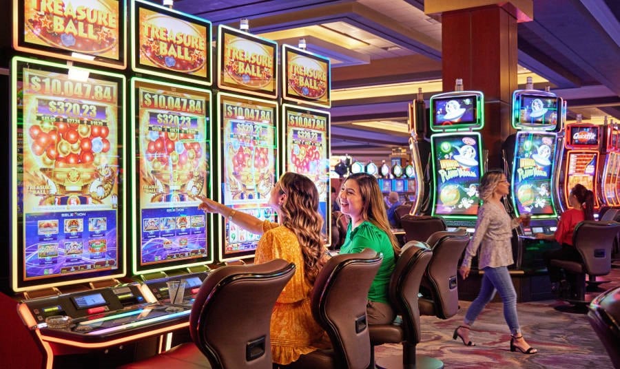 Slot Games Guide: Types, Features, RTP, and How Slots Work